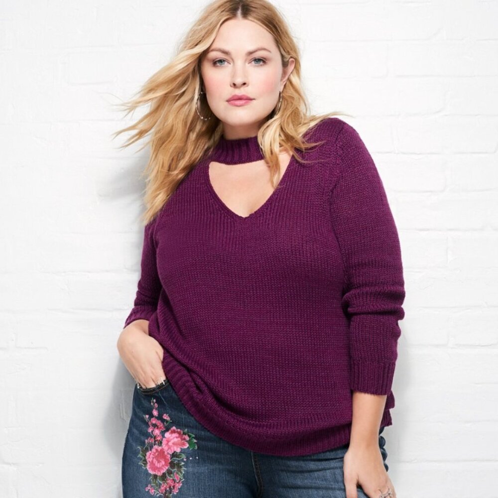 Torrid Sweater With Cut Out Choker Neckline Size 1X